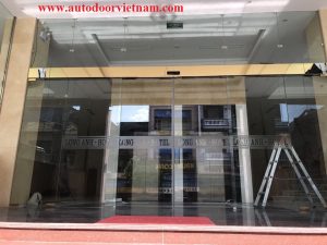 Cửa Tự Động Cho Nhà Hàng Khách Sạn